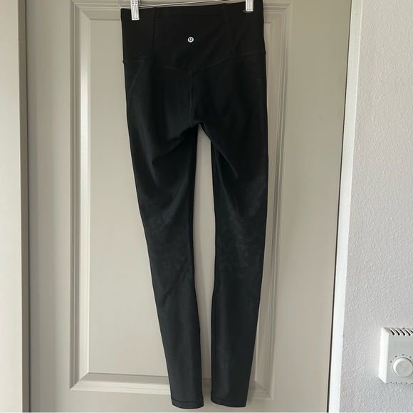 Lululemon Mapped Out High Rise Tight 28" - Picture 5 of 9